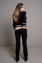 PANTALÓN BOLSILLOS LATERALES NEGRO