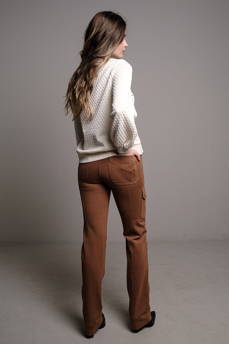 PANTALÓN BOLSILLOS LATERALES CAMEL