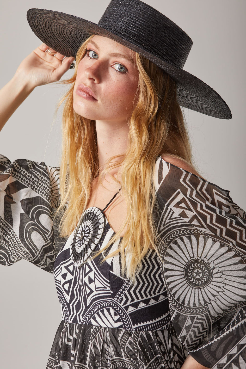 VESTIDO JOYA GASA CORTO