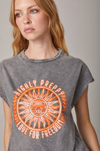 GREY SHIELD PRINT T-SHIRT WITH STUDS SM