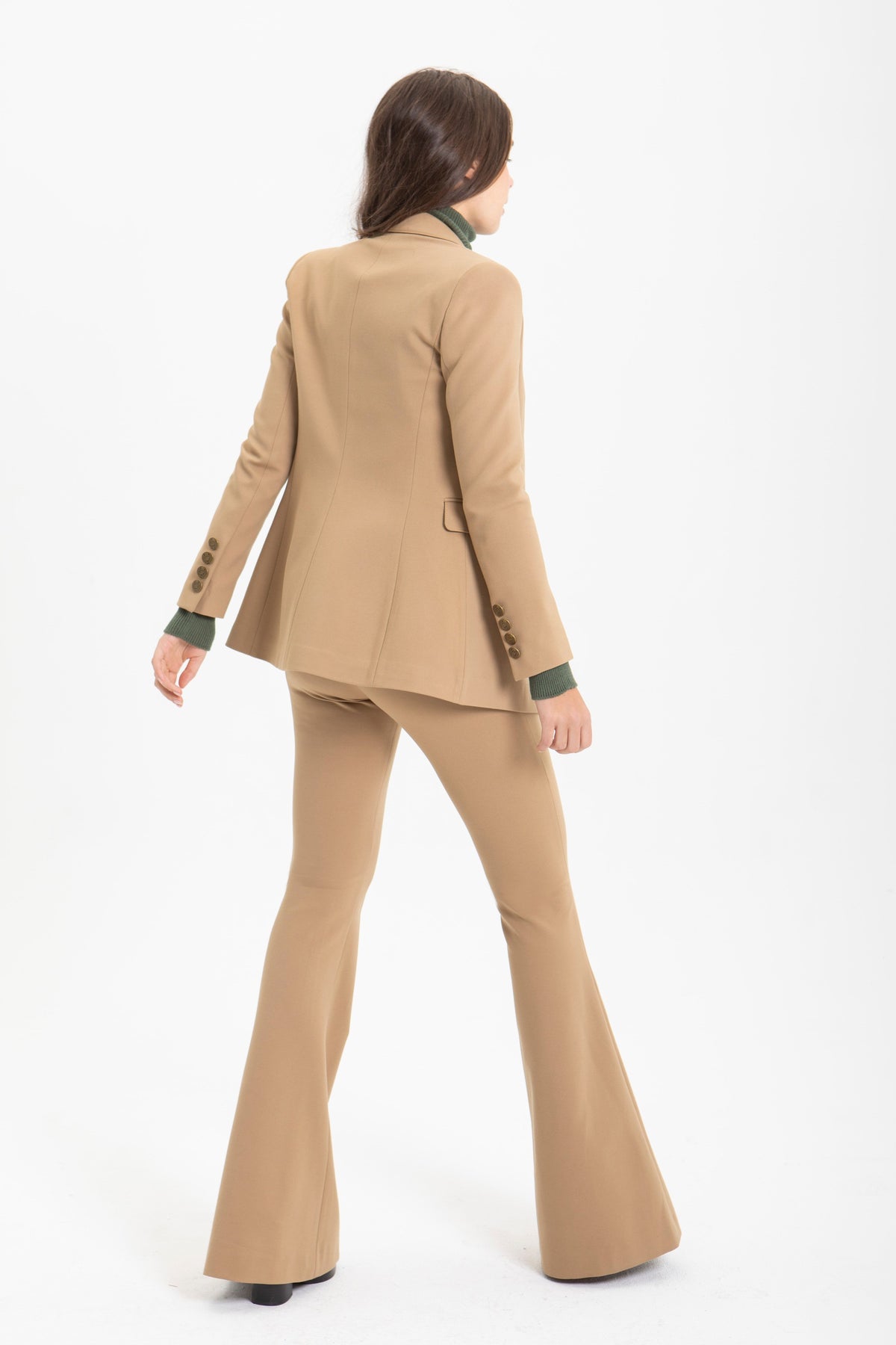 PANTALON DE PUNTO CAMPANA CAMEL