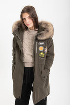 PARKA CON PELO CAPUCHA