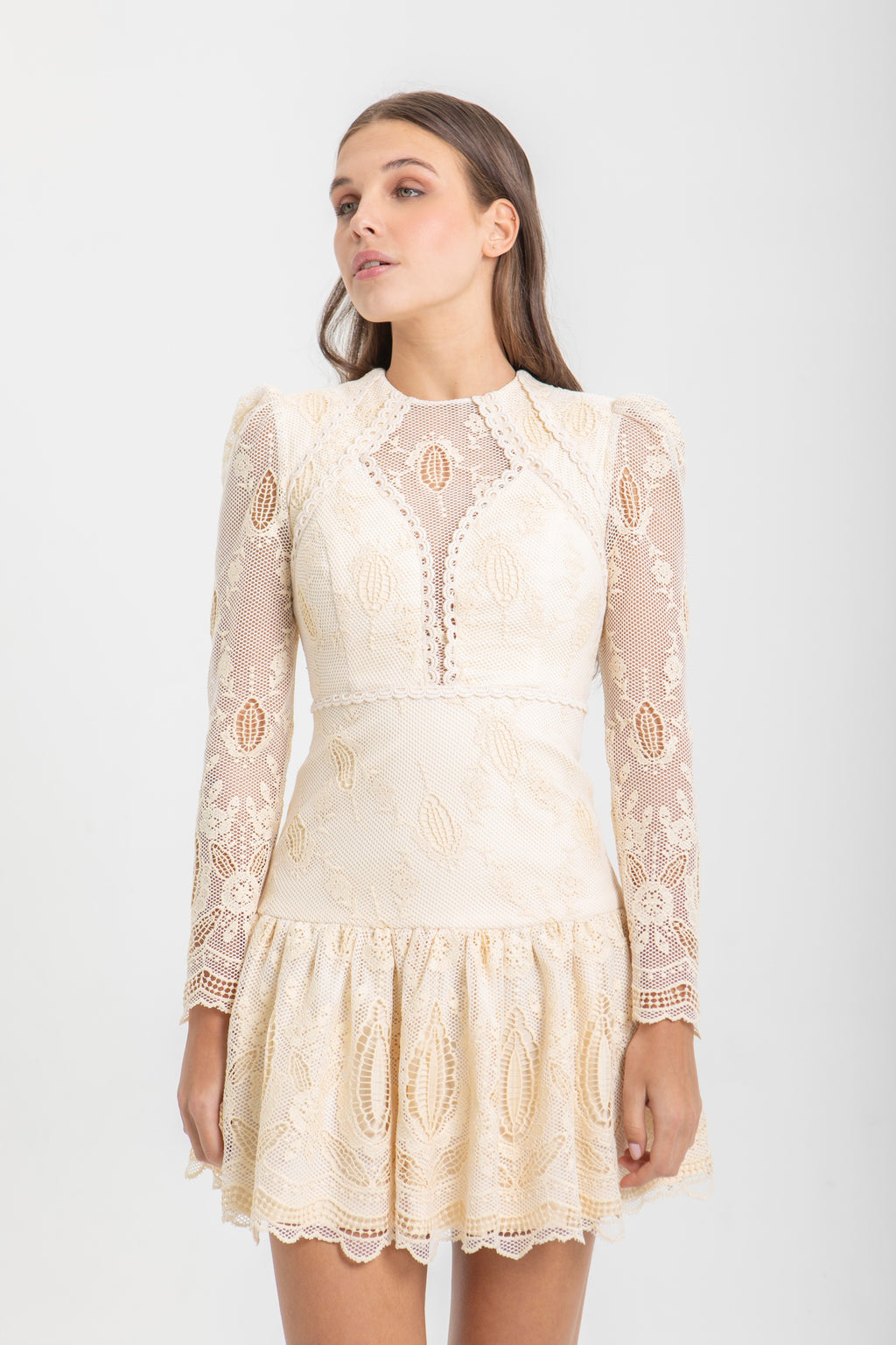 VESTIDO VAINILLA CALADO