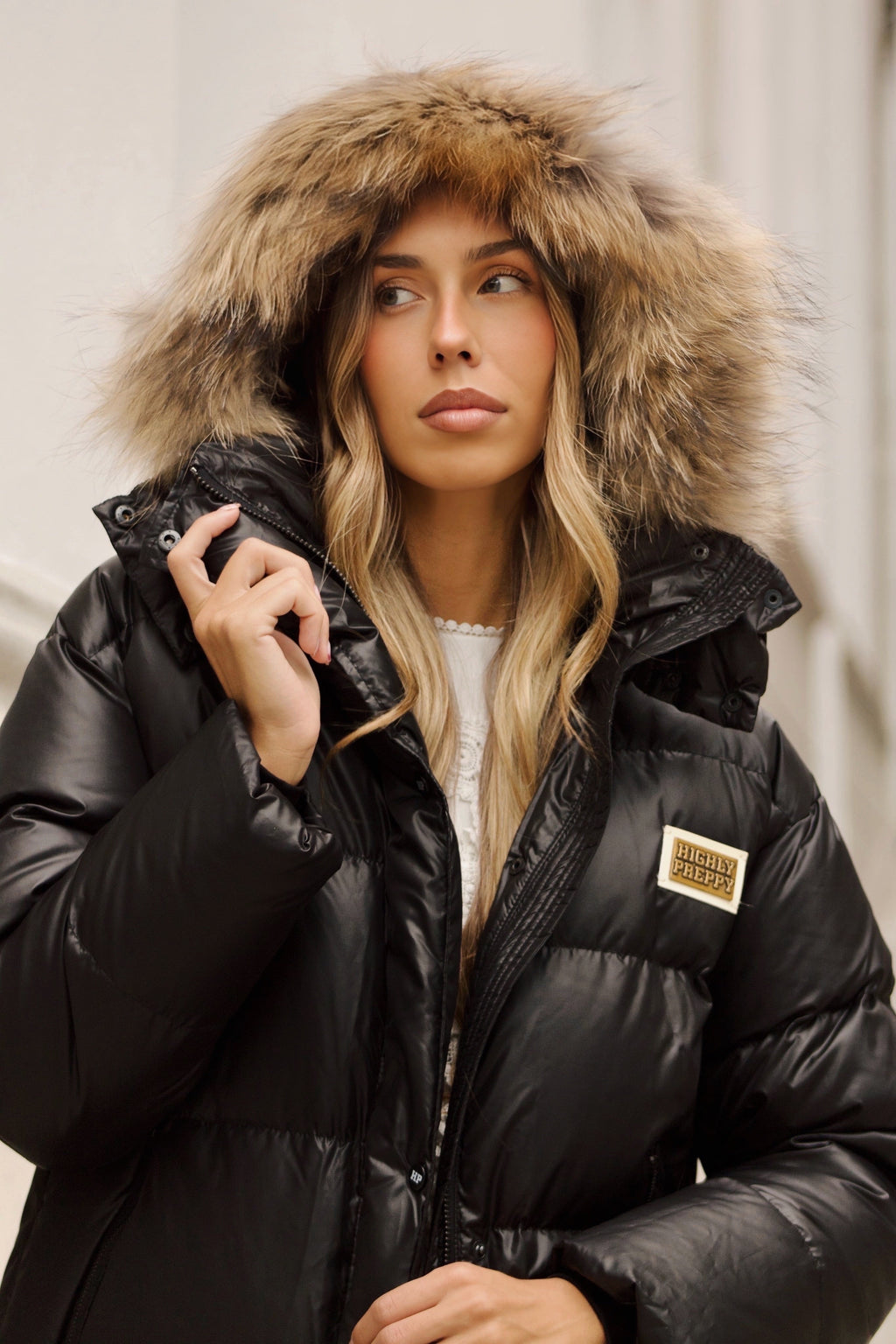 PLUMAS LARGO OVERSIZE NEGRO