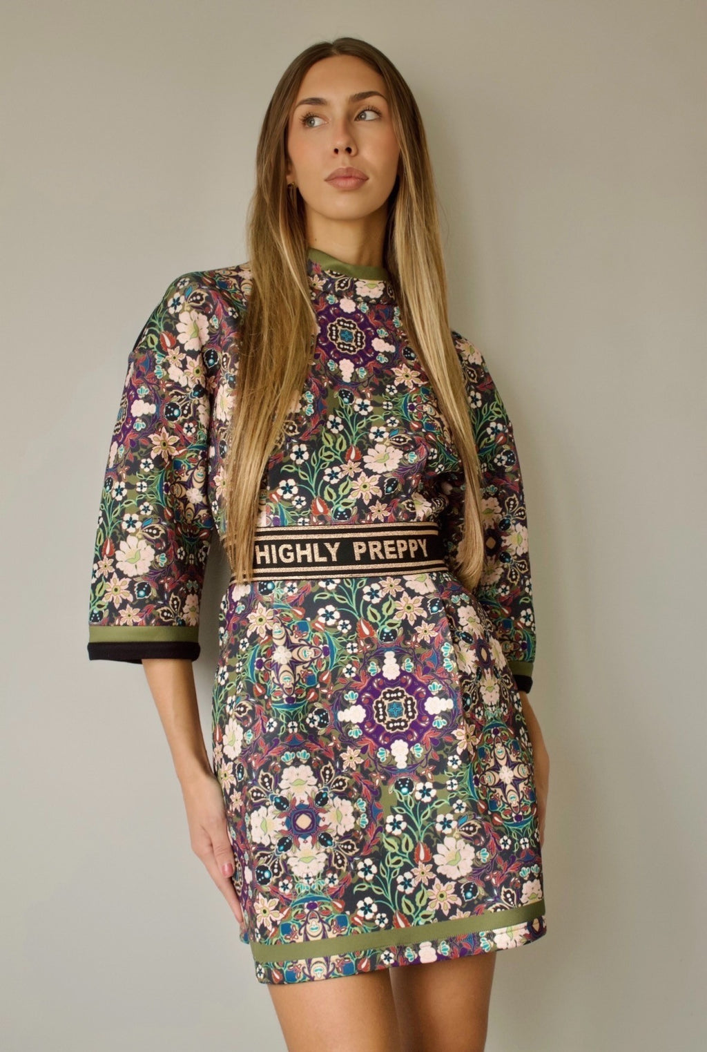 VESTIDO NEOPRENO FLOWERS