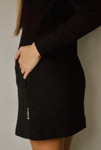 VESTIDO PUNTO ESCUDO NEGRO