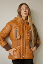 PARKA CINTURA ELÁSTICA CORTA TEJA