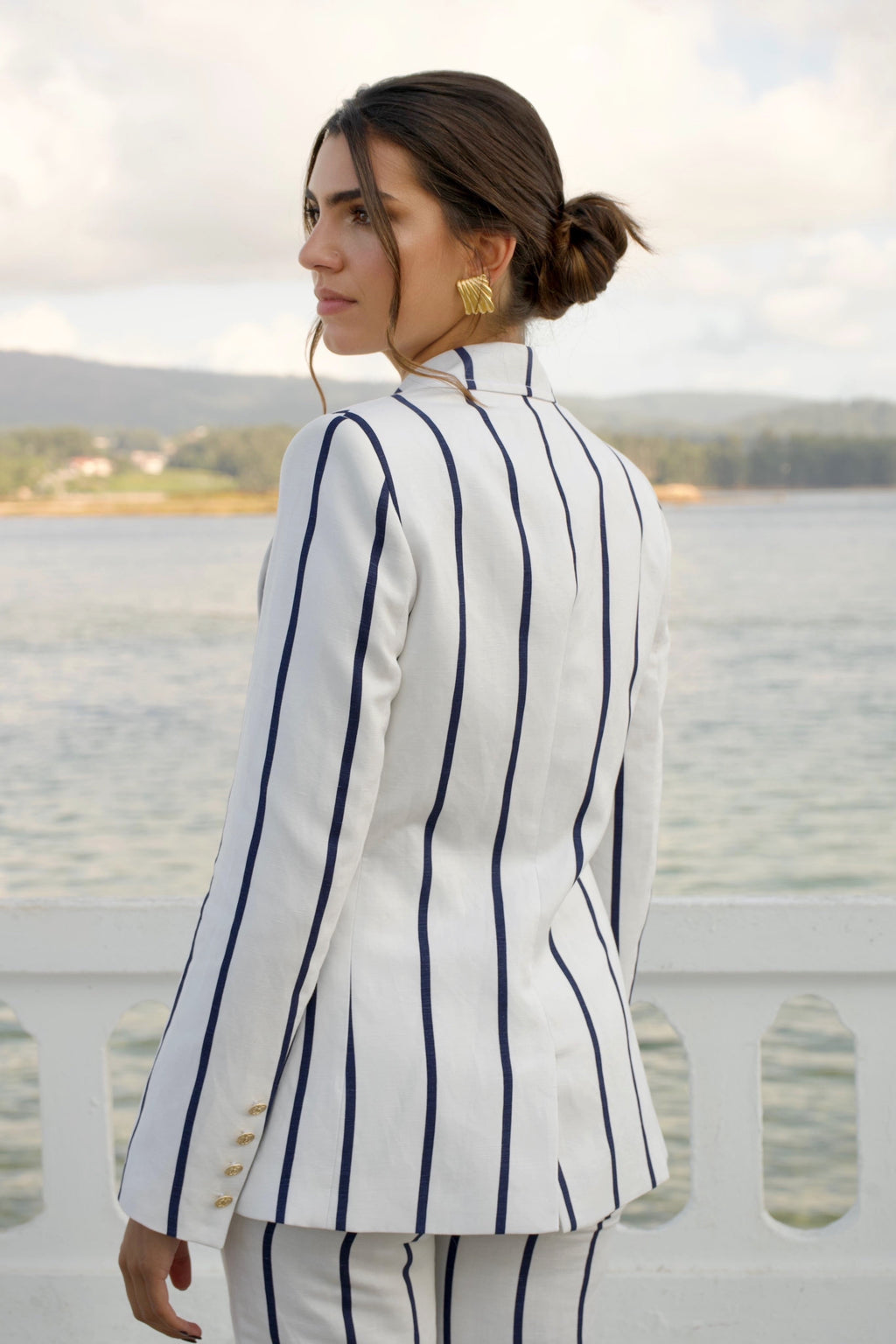 CHAQUETA LINO RAYA