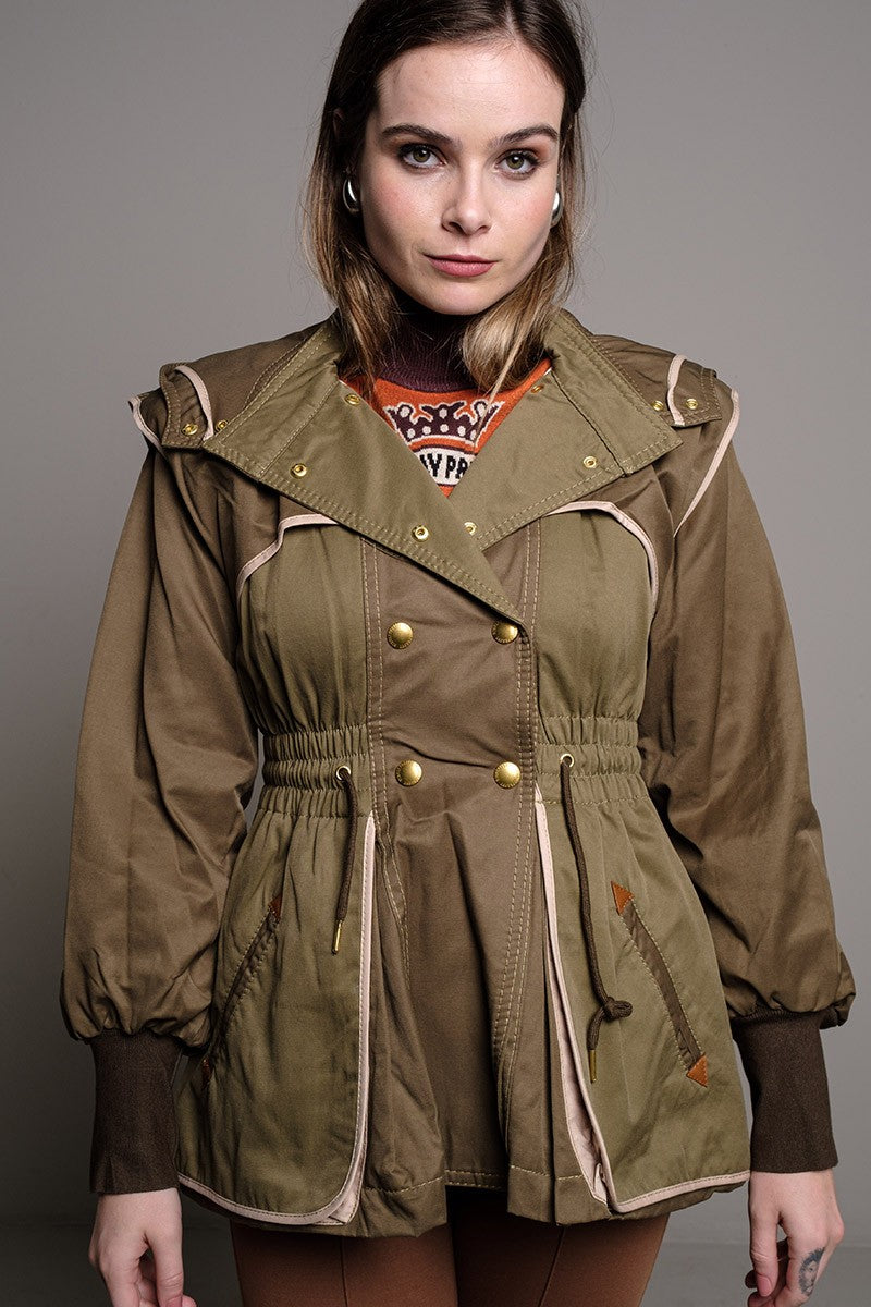 TRENCH COMBINADA CORTA VERDE