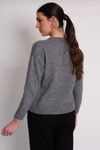 JERSEY GRIS BORDADO HIGHLY PREPPY