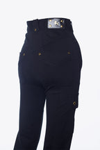 PANTALÓN BOLSILLOS LATERALES NEGRO